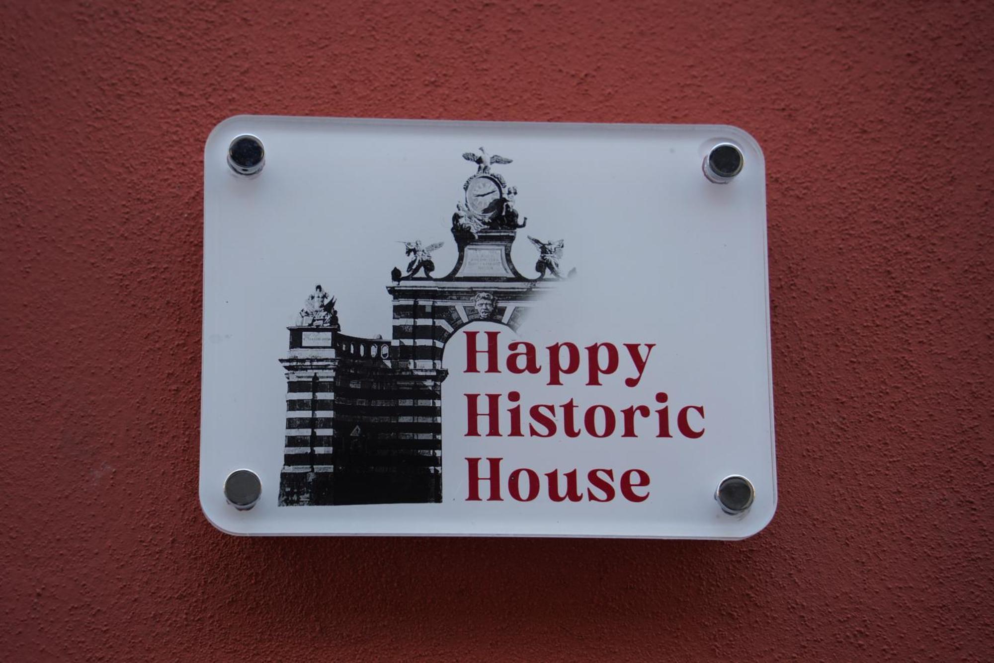 Apartment Happy Historic House *